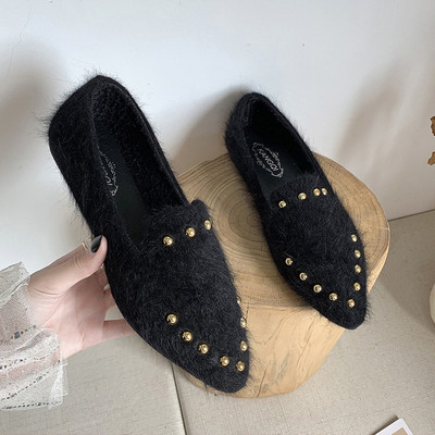 Pantofi dama model ascutit cu puf si nituri metalice in mai multe culori