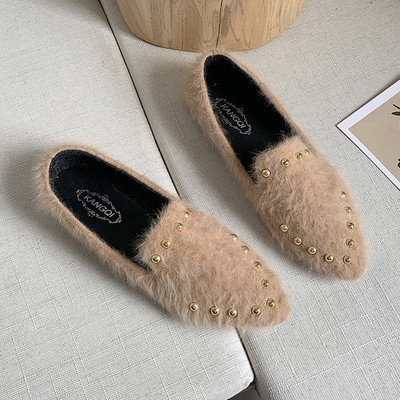 Pantofi dama model ascutit cu puf si nituri metalice in mai multe culori