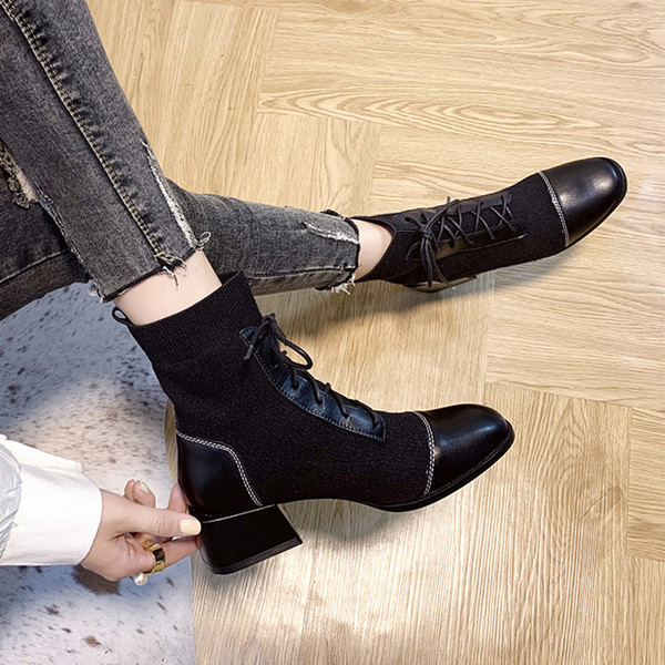 Ghete de dama moderne cu sireturi si toc gros in negru