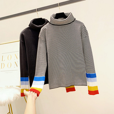 Polo modern pentru femei în dungi alb și negru