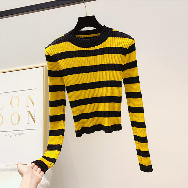 Pulover de dama in dungi cu decolteu rotund in mai multe culori