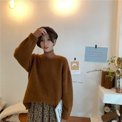 Pulover de dama cu decolteu oval in trei culori