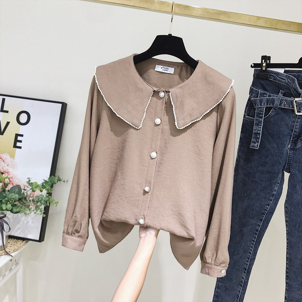 Camasa de dama model nou cu decolteu rotund si nasturi in alb si maro