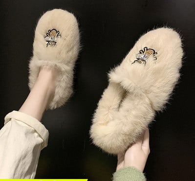 Model nou de pantofi casual dama cu puf in mai multe culori diferite