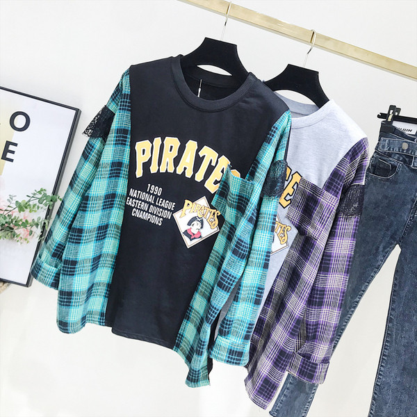 Bluză casual de damă cu decolteu O, aplicație și mâneci în carouri