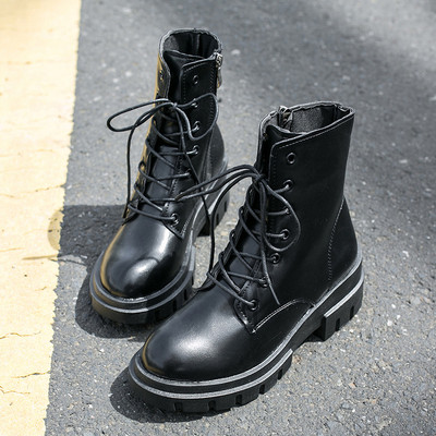 Télre is alkalmas női alkalmi bőrcsizma két színben