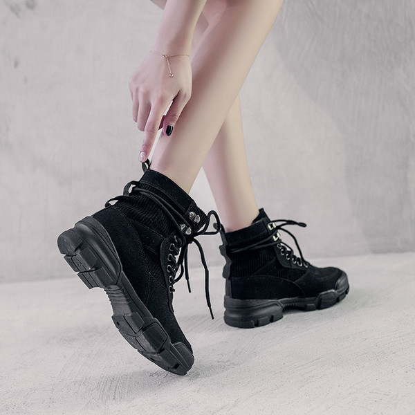 Cubanezi pentru femei în negru și maro