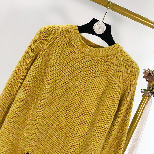 Pulover lung si lat cu cravate in bej si galben