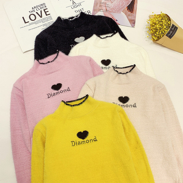 Pulover de damă din puf cu guler polo în mai multe culori