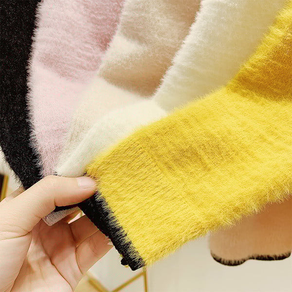 Pulover de damă din puf cu guler polo în mai multe culori