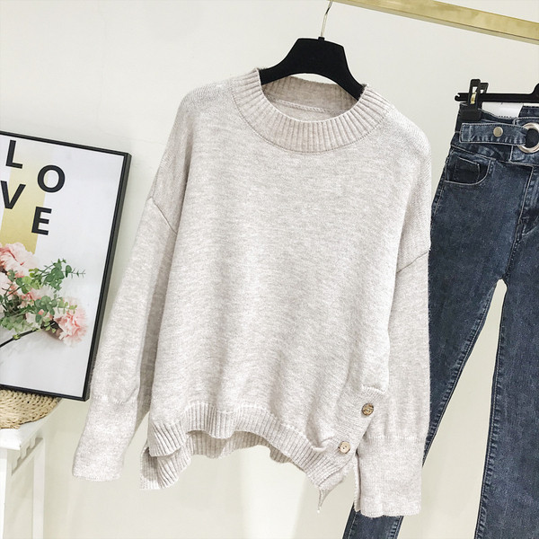 Modern női pulóver rózsaszín, kék és szürke gombokkal