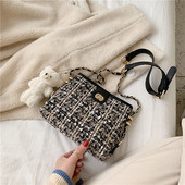 Geanta de dama moderna cu maner lung in trei culori