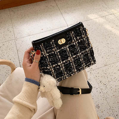 Geanta de dama moderna cu maner lung in trei culori