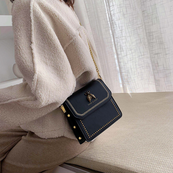 Fém elemes modern női táska több színben