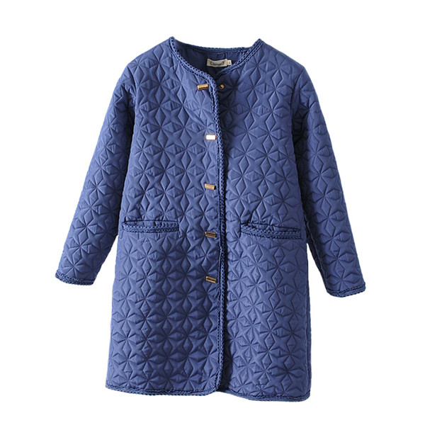 Модерно дамско дълго палто с копчета и джобове в бежов и син цвят 