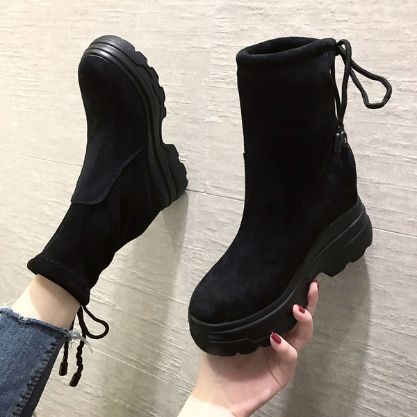 Ghete de dama moderne din piele intoarsa ecologica de culoare neagra - doua modele