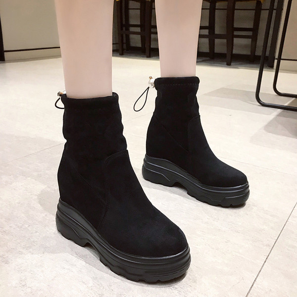 Ghete de dama moderne din piele intoarsa ecologica de culoare neagra - doua modele