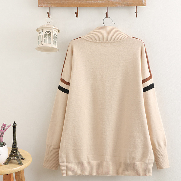 Casual γυναικείο πουλόβερ  με υψηλό κολάρο και μακρύ μανίκι σε μπεζ και μαύρο χρώμα