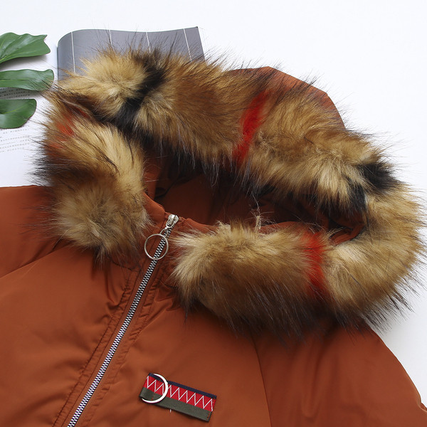 Γυναικείο μπουφάν μεγάλο μεγέθος με κουκούλα σε μαύρο και πορτοκαλί χρώμα