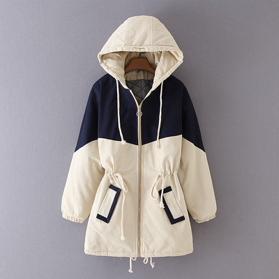 Μακρύ χειμωνιάτικο γυναικείο μπουφάν με κουκούλα και τσέπες σε τρία χρώματα