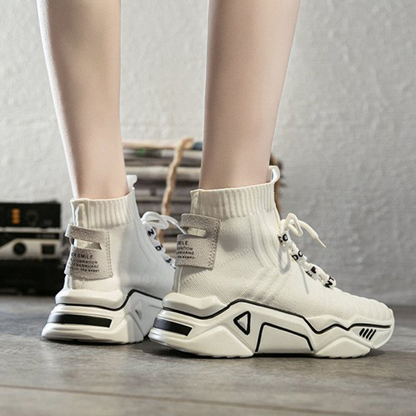 Adidasi de dama cu platforma in alb si negru