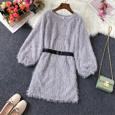 Rochie moderna de dama cu curea si decolteu o