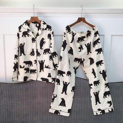 Дамска пижама от две части с джобове и висока талия в бял цвят