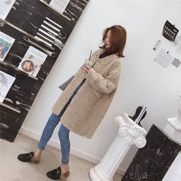 Palton de iarna puf cu nasturi model lat de culoare bej