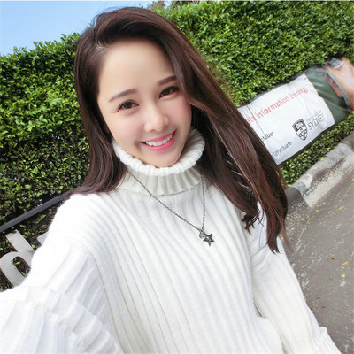 Női téli póló széles modell fehér, kék és fekete színben