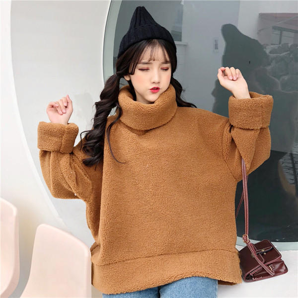 Pulover de dama de iarna model larg in alb si portocaliu