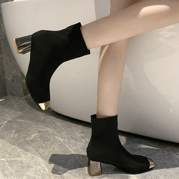 Cizme de dama stilate cu toc gros in negru