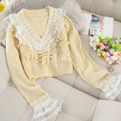 Дамски пуловер с шпиц деколте и дантела в няколко цвята