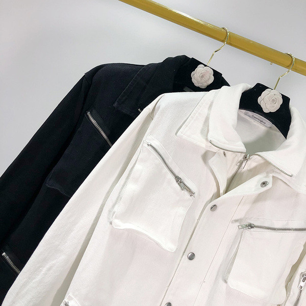 Дълго пролетно-есенно ежедневно яке с ципове в бял и черен цвят