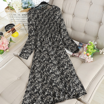 Ежедневна дамска рокля с  дълъг ръкав в няколко цвята