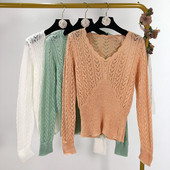 Дамски тънък пуловер в оранжев,зелен и бял цвят