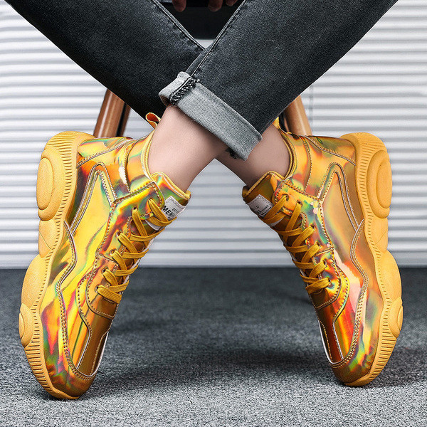 Мъжки ежедневни маратонки в сребрист и златист цвят