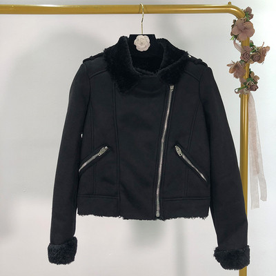 Късо есенно-зимно яке с ципове и топла подплата в кафяв и черен цвят