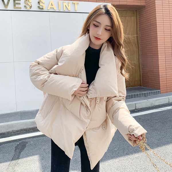 Нов модел дамско зимно яке в поло яка в кафяв и бежов цвят