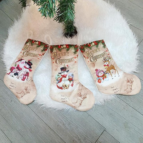 Коледен чорап за подаръци в бежов цвят - 3 модела 