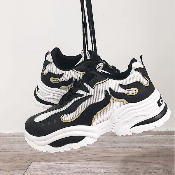 НОВ модел мъжки маратонки в бял,черен и червен цвят