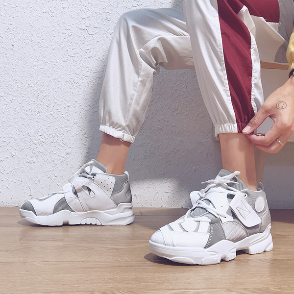 НОВО мъжки маратонки в бял,сив и черен цвят