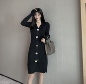 Дълга плетена рокля с копчета в бежов,зелен и черен цвят