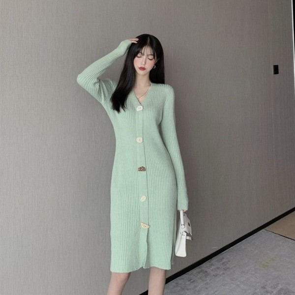 Дълга плетена рокля с копчета в бежов,зелен и черен цвят