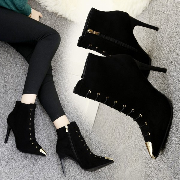 Стилни дамски боти от еко велур с тънък ток в три цвята