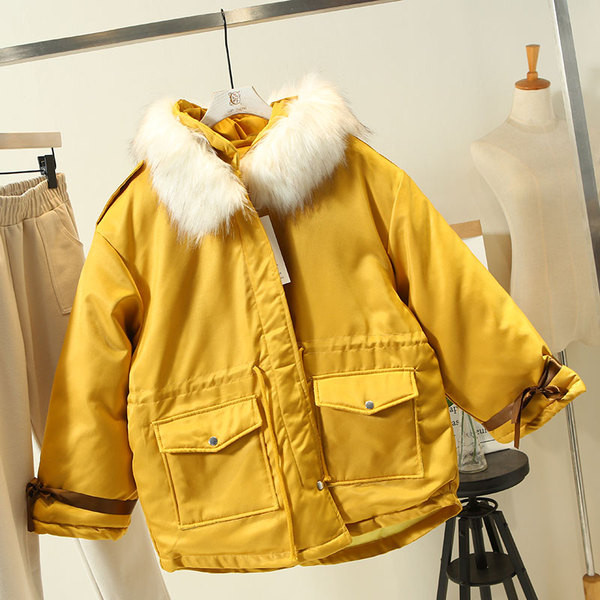 Модерно дамско зимно яке с качулка и пух в бежов,жълт и зелен цвят 