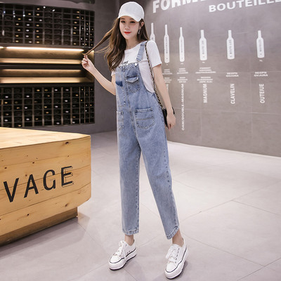 Нов модел дамски дънков гащеризон с джобове в син цвят