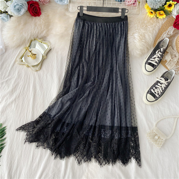 Модерна дамска пола с тюл и дантела в три цвята