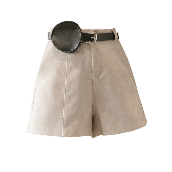 Актуални дамски къси панталони с колан в бежов,черен и кафяв цвят