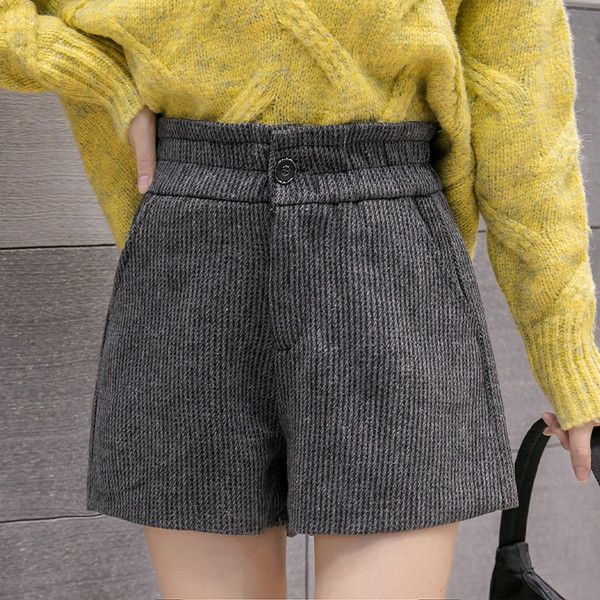 Нов модел къси дамски панталони - висока талия в кафяв,сив и черен цвят