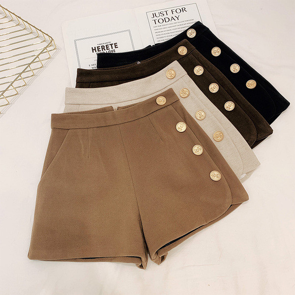 Дамски зимни къси панталони с копчета в четири цвята